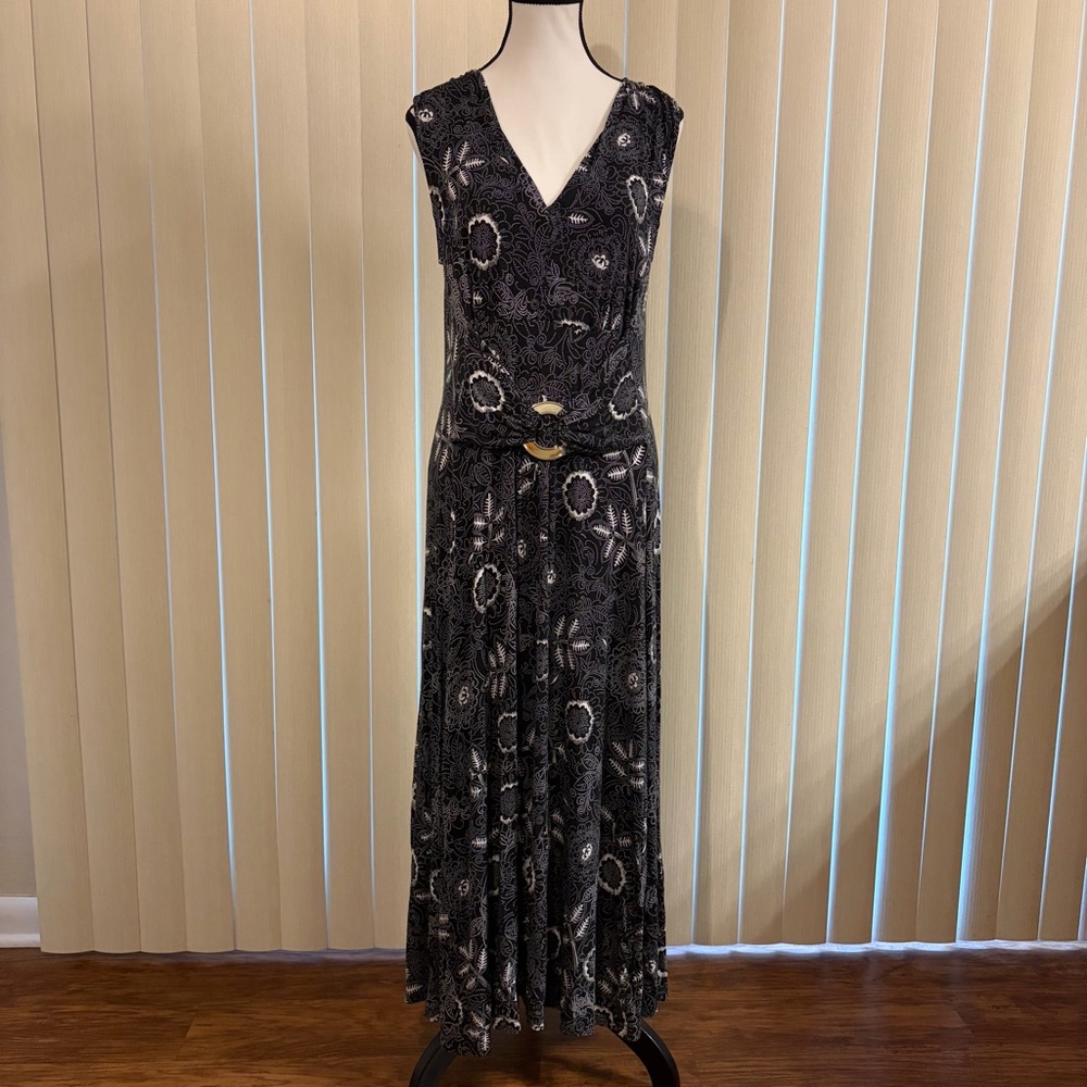 Liz Lange Women’s Black and White Patterned Maxi Dress Size PL